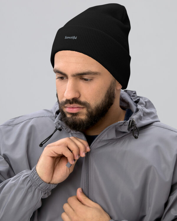 Bonnet à revers « Sanctifié »