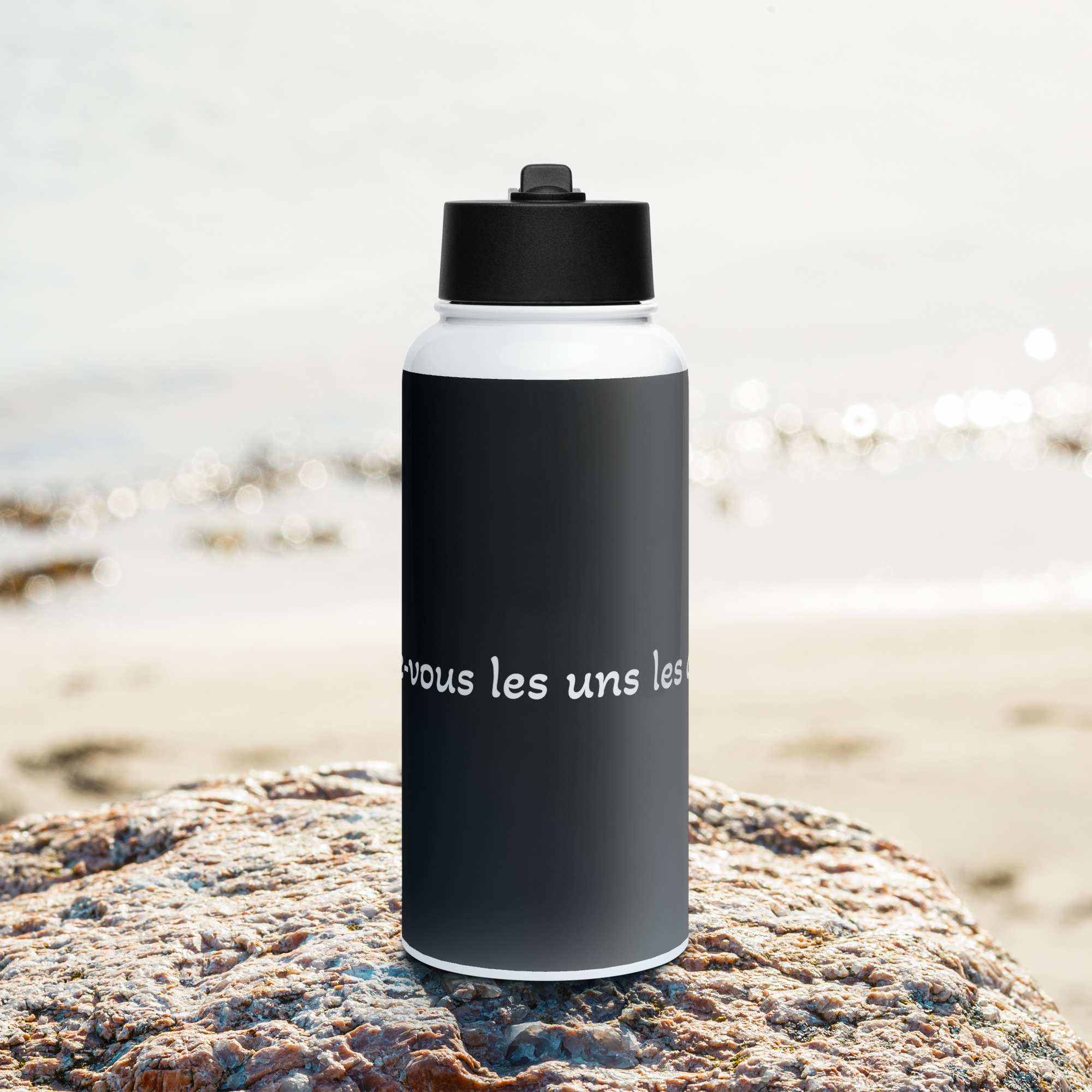 Bouteille d'eau en acier inoxydable avec paille "Aimez-vous les uns les autres"