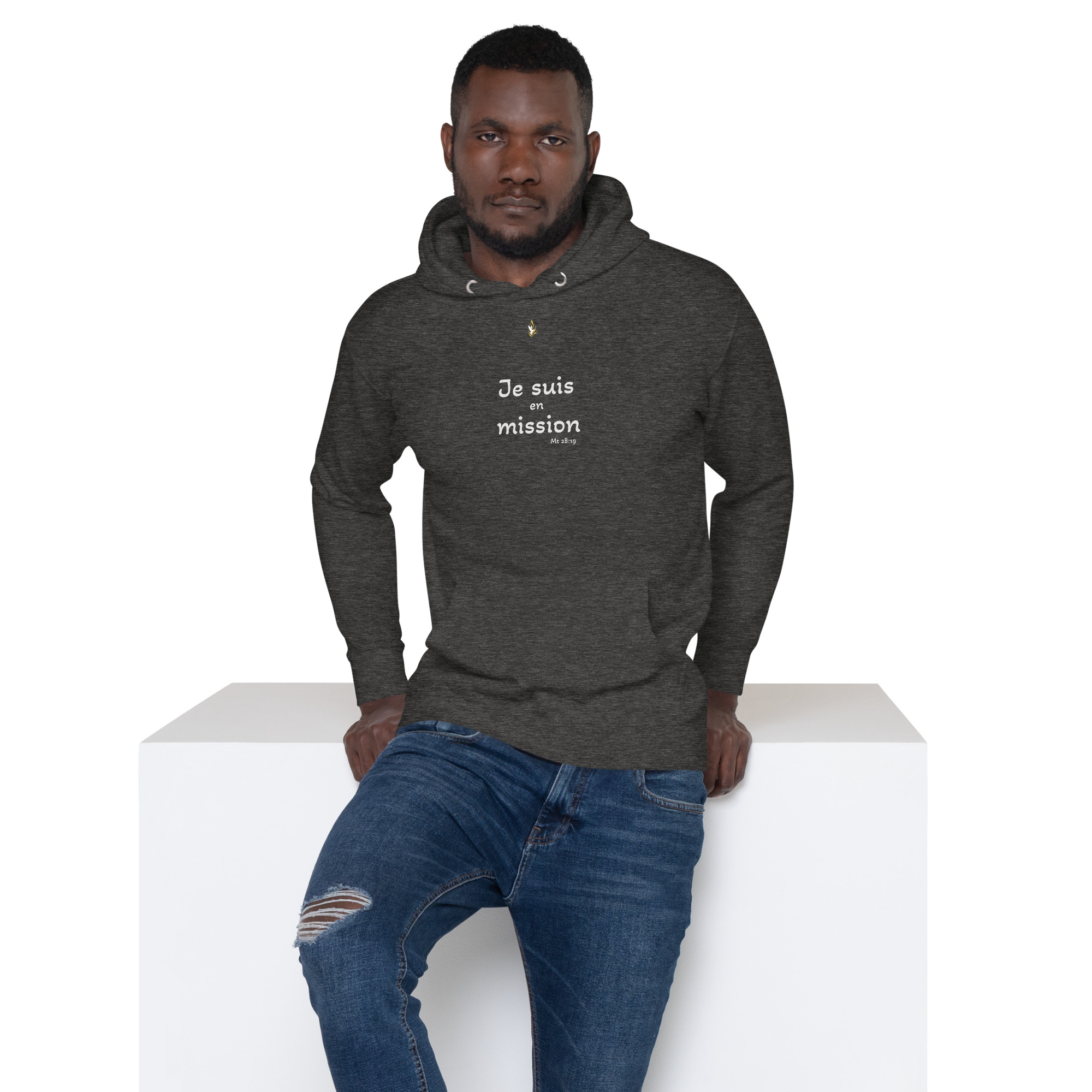 Sweat à capuche unisexe KHAWNAN anthracite, parole « Je suis en mission », vue de face.