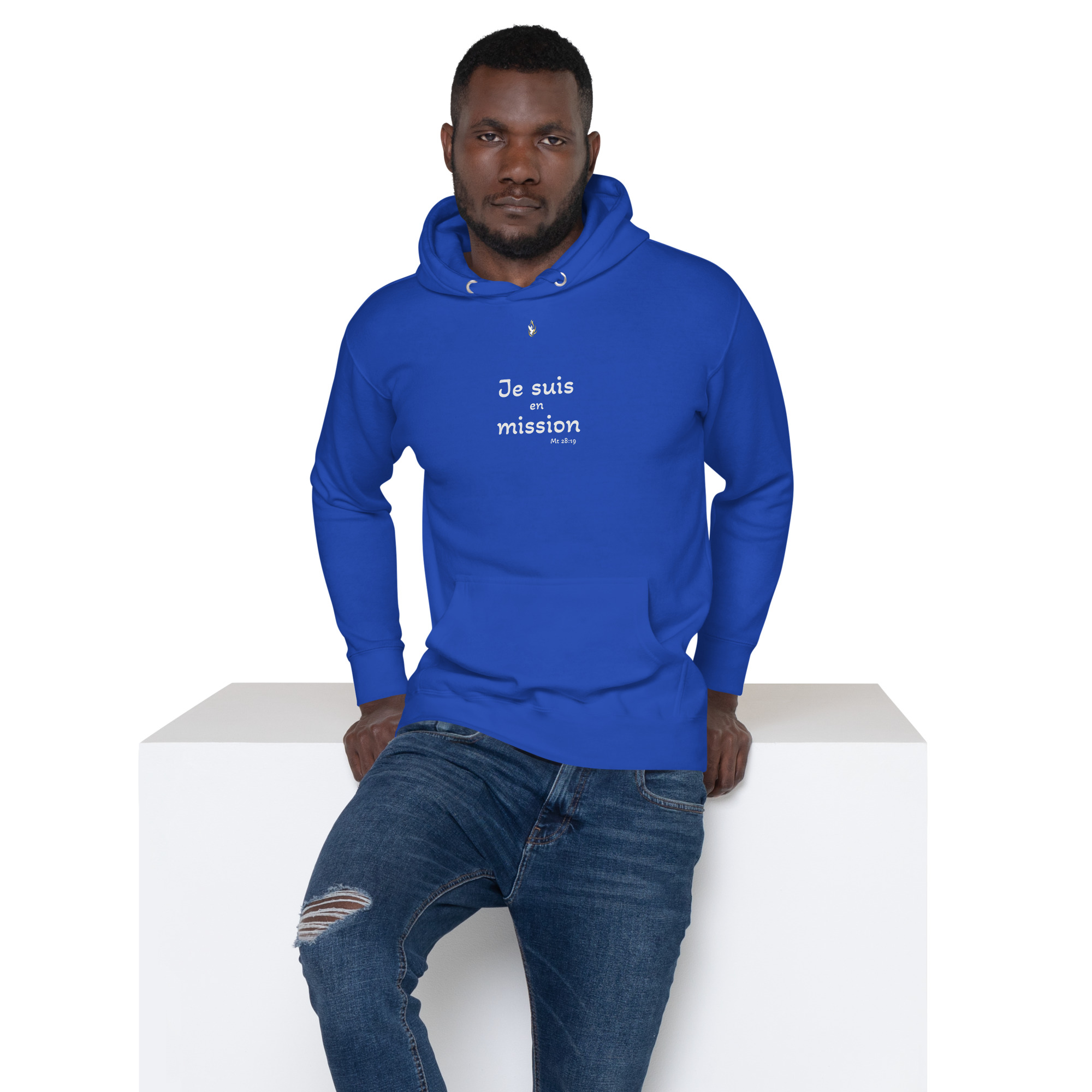 Sweat à capuche unisexe KHAWNAN bleu roi, parole « Je suis en mission », vue de face.