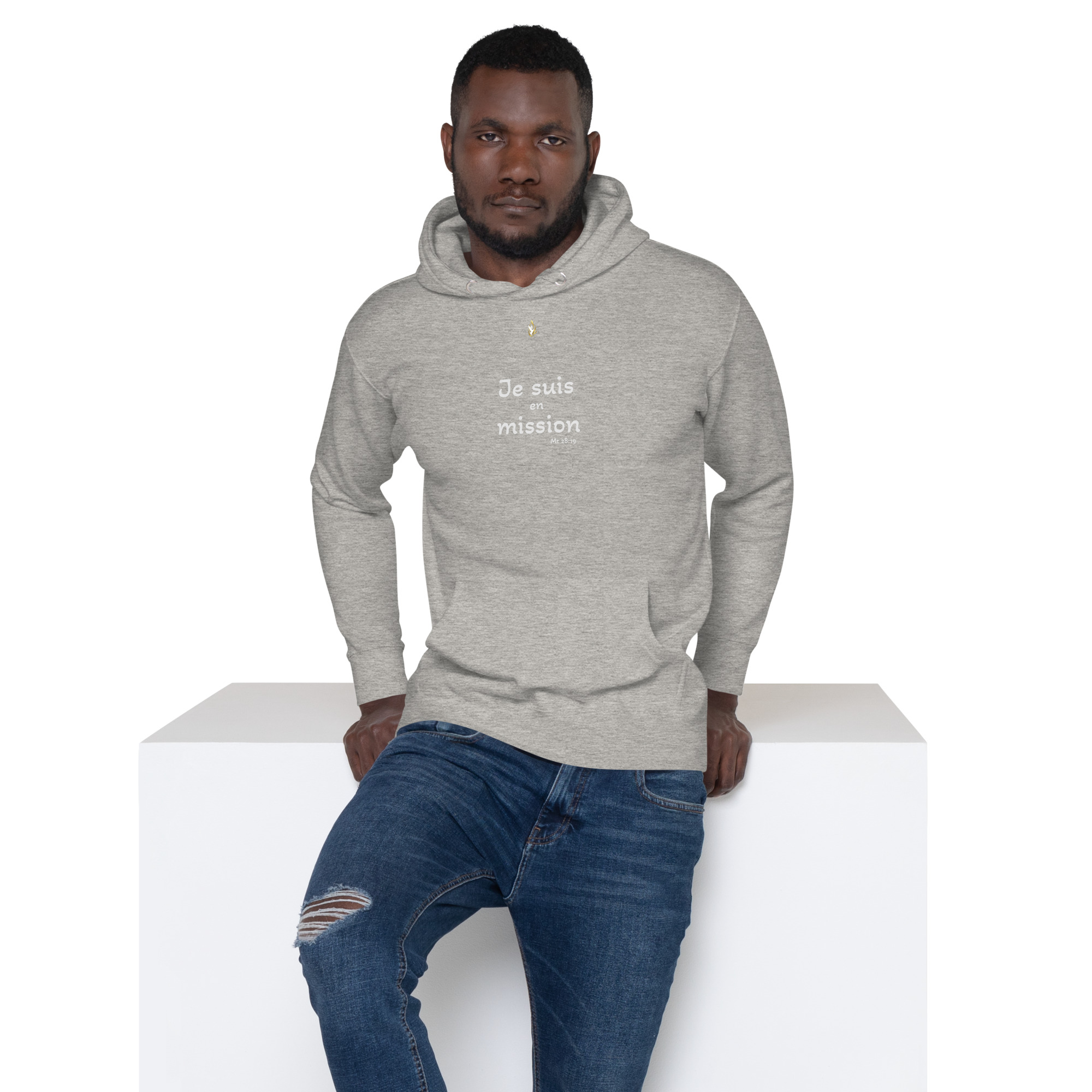 Sweat à capuche unisexe KHAWNAN gris carbone, parole « Je suis en mission », vue de face.