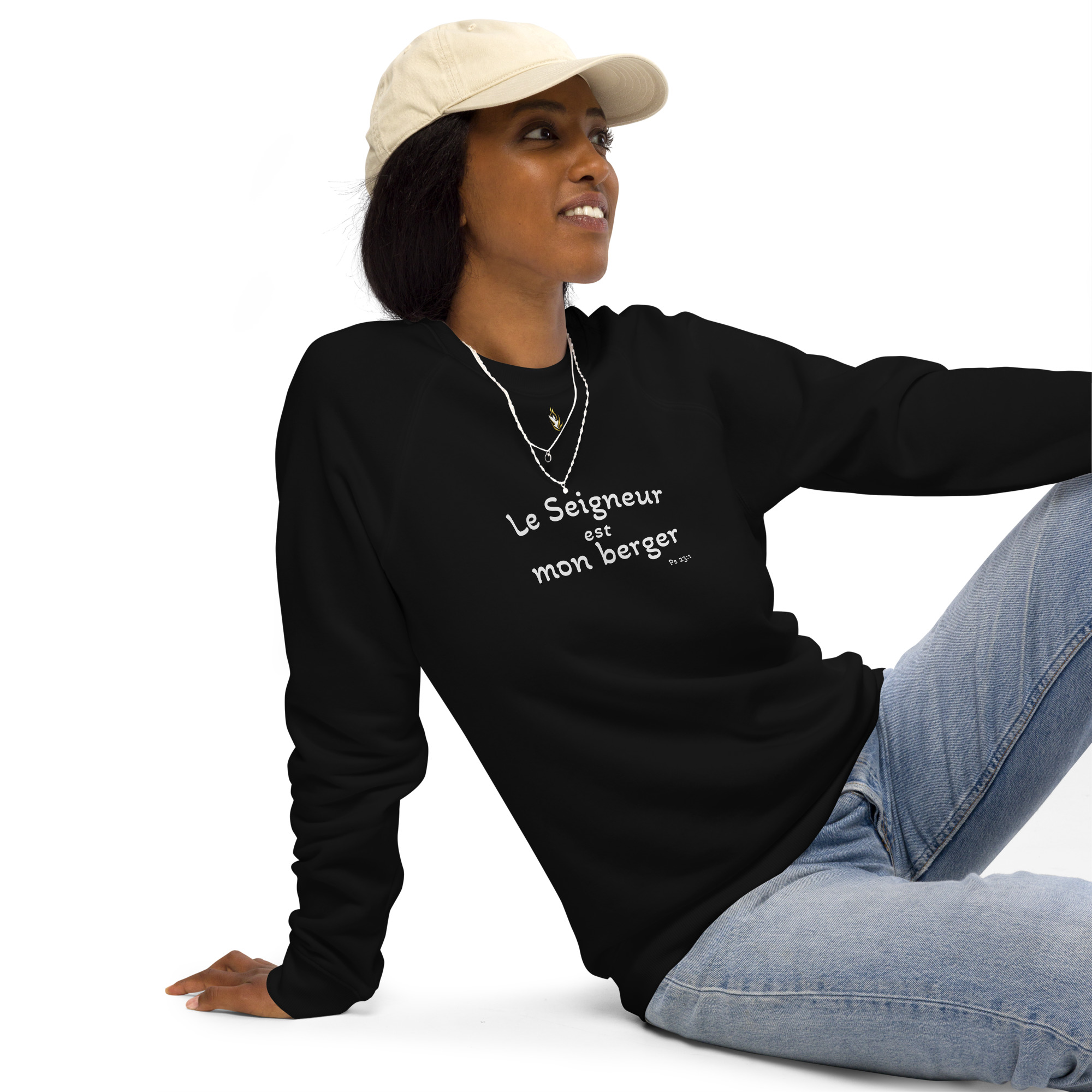 Sweatshirt écologique unisexe KHAWNAN noir, parole « Le Seigneur est mon berger », vue de face.