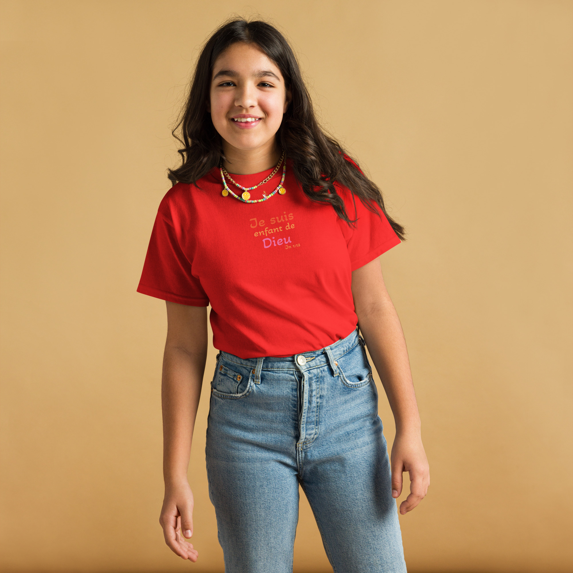 T-shirt classique enfant KHAWNAN rouge, parole « Je suis enfant de Dieu », vue de face.