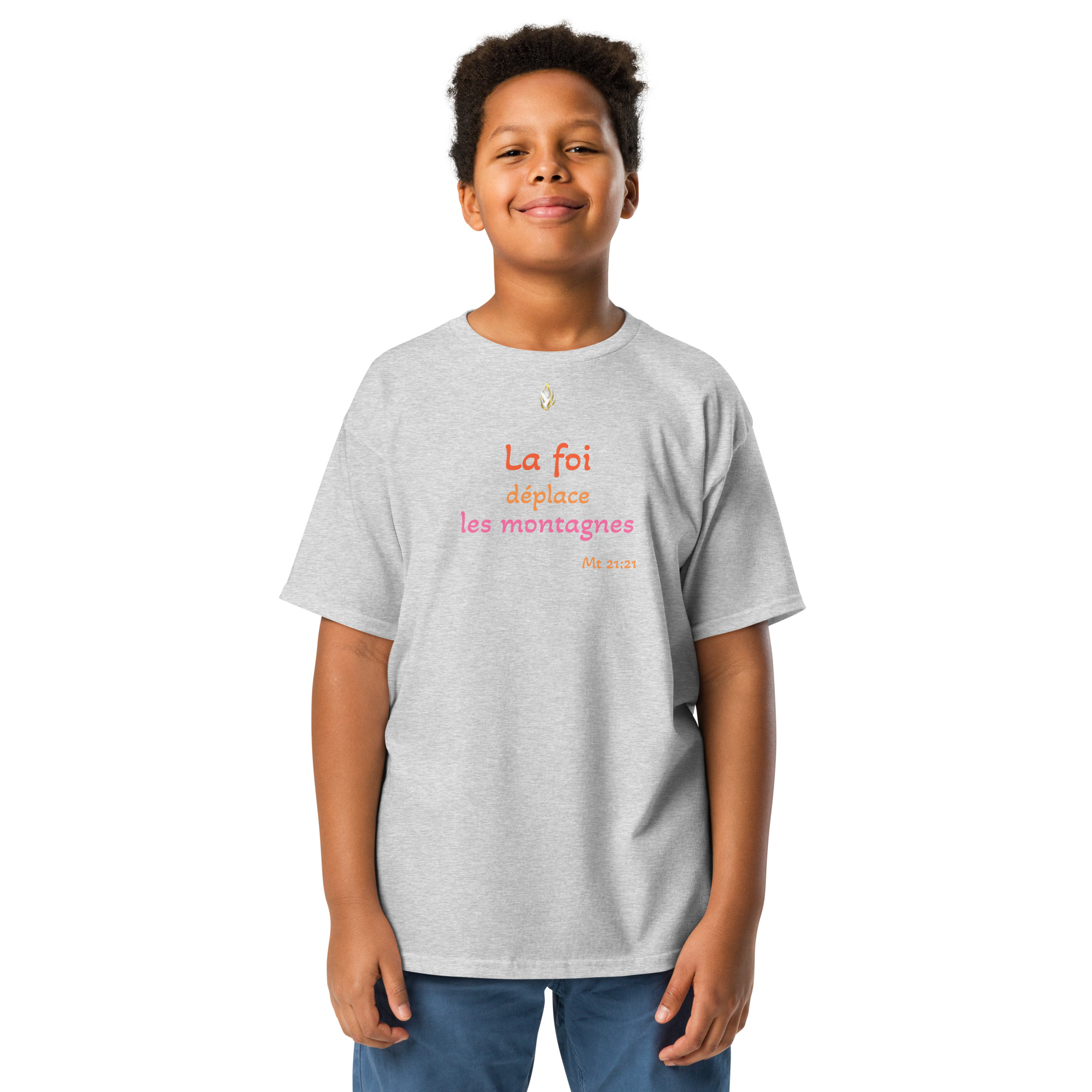 T-shirt classique enfant KHAWNAN gris sport, parole « La foi déplace les montagnes », vue de face.
