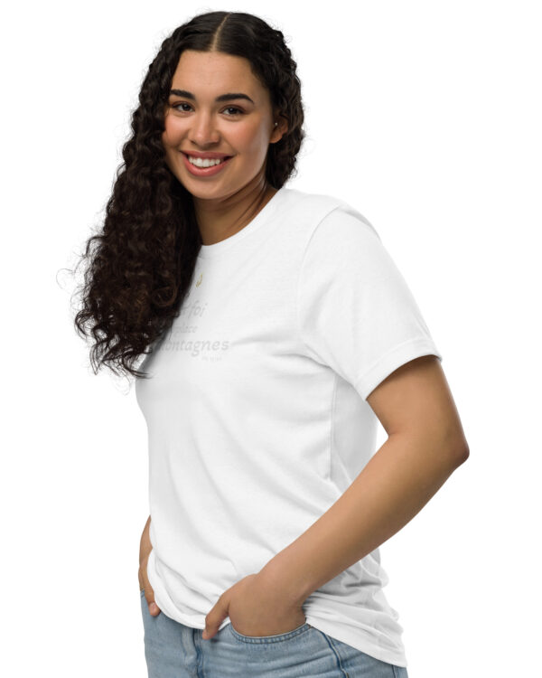 T-shirt écologique unisexe KHAWNAN blanc, parole « La foi déplace les montagnes ».