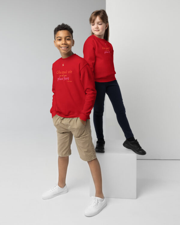 Sweat classique enfant « Celui qui vit en moi est plus fort »